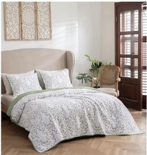 mixinni Reversible Queen Quilt 3-Piece Green Embroidery Pattern Elegant Bedsp...