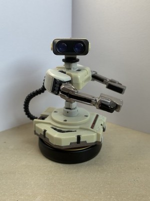 Nintendo Super Smash Bros. Amiibo - R.O.B. (NES-Version)