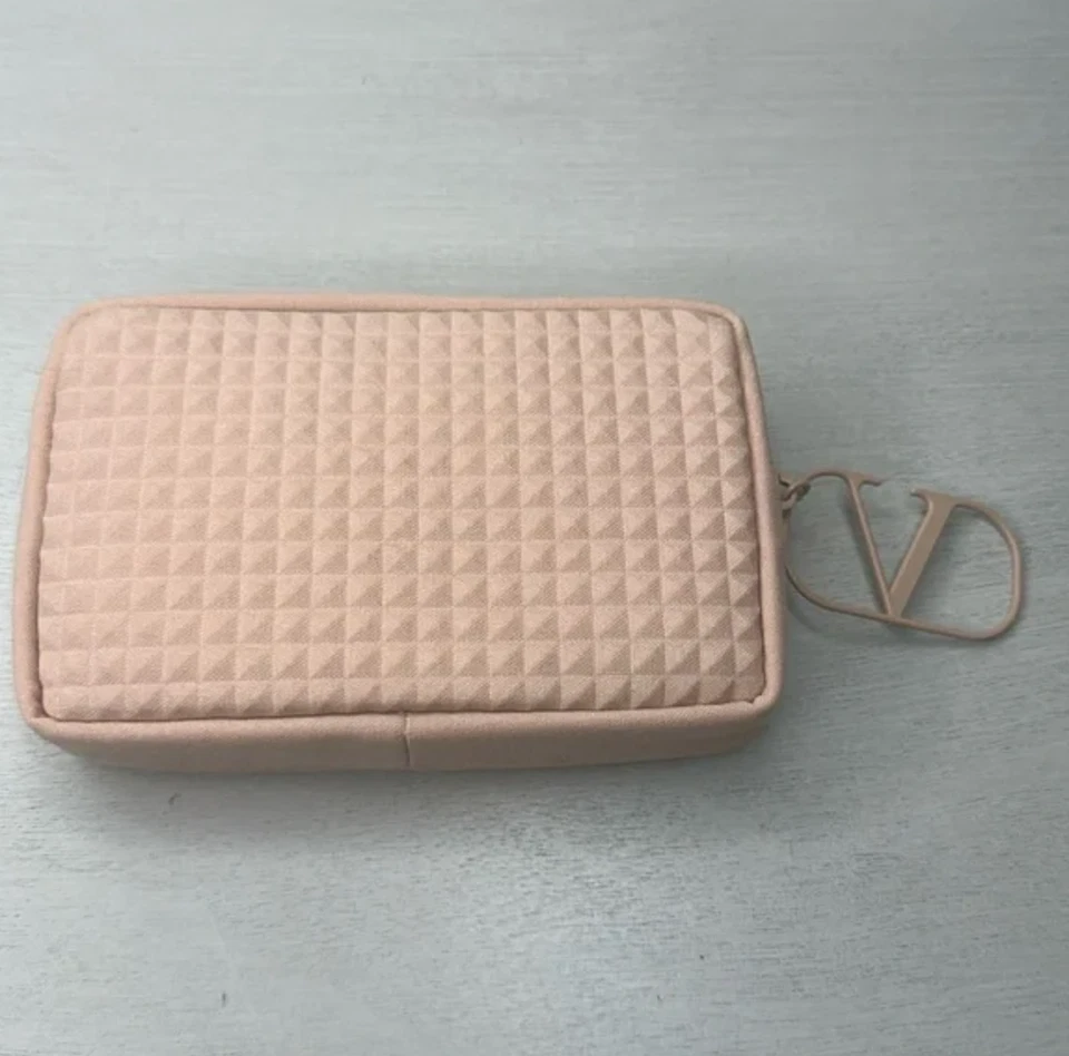 Bolso de Belleza Valentino Bolsa/Bolso de Mano Tachonado + dos Mini Perfumes Born in Roma *NUEVO* Foto 3 de 3