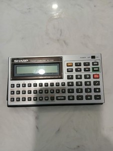 Pocket Computer SHARP PC-1403H – Calculatrice Programmable – Propre