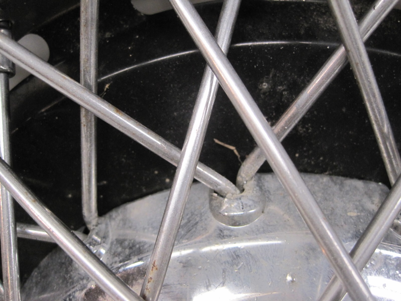 Set 4 1977 1978 Buick Riviera Electra Park Avenue locking wire wheel