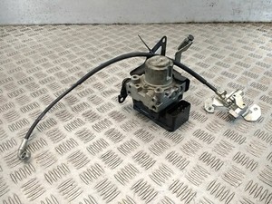 Triumph Sprint ST ABS Pumpe 2012