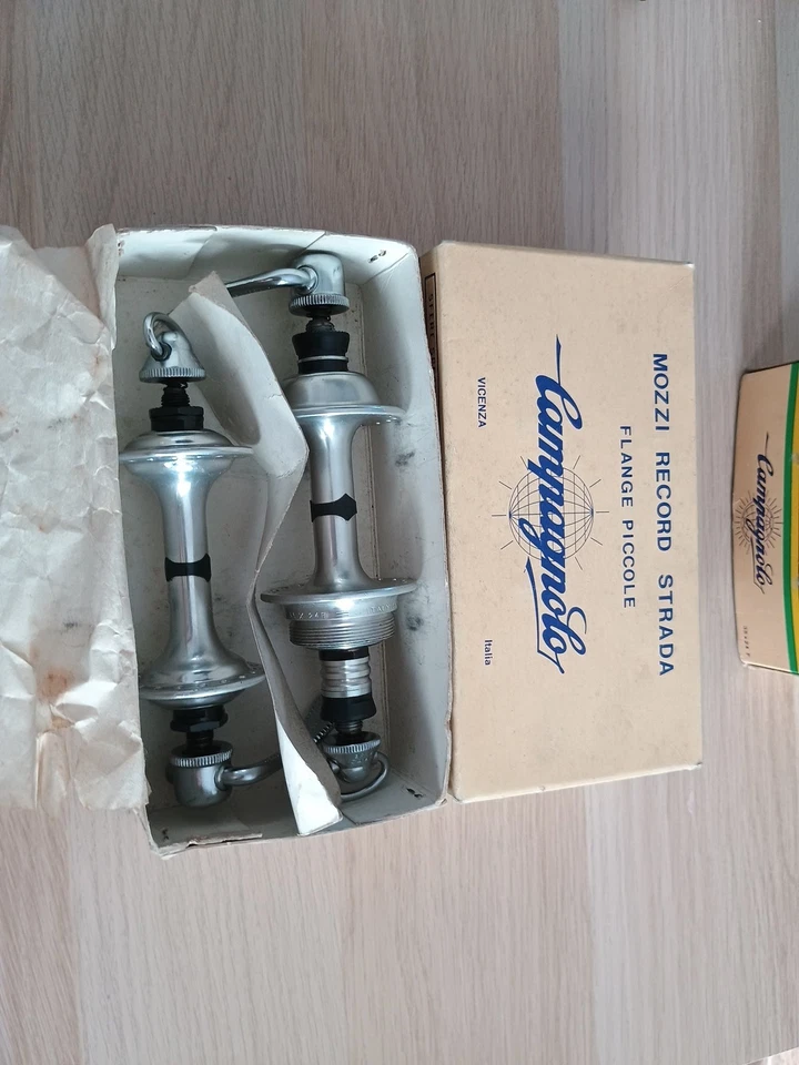 Nos Nib Vintage Campagnolo Record Hubset 36h Set Mozzi X Colnago Bianchi 35*24f - Immagine 3 di 4