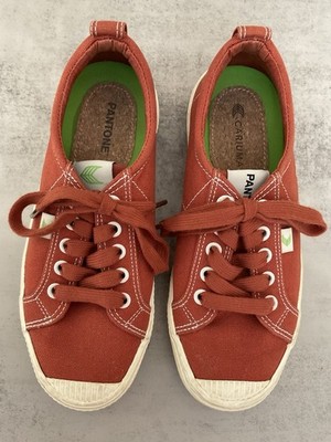 Cariuma Pantone Rust Orange Sneakers W6 M4.5 Unisex Canvas Sustainable