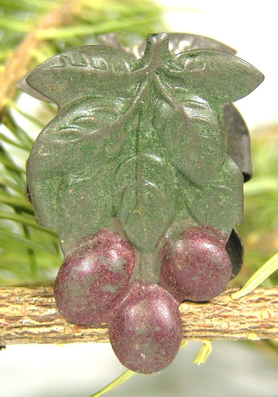 ORIGINAL 1890s FIGURAL TIN CHRISTMAS TREE CANDLE CLIP ORNAMENT CLUSTER OF PLUMS
