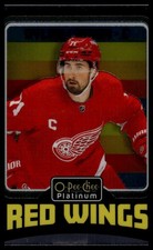 2024-25 O-Pee-Chee Platinum #R25 Dylan Larkin Retro