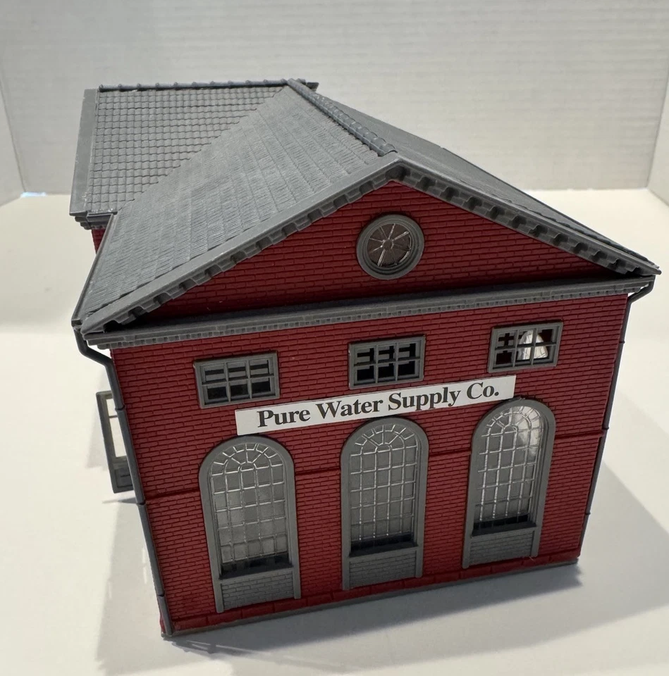 Model Power 563 HO Pure Water Supply Built-Up Red Brick #2 - Image 3 of 4