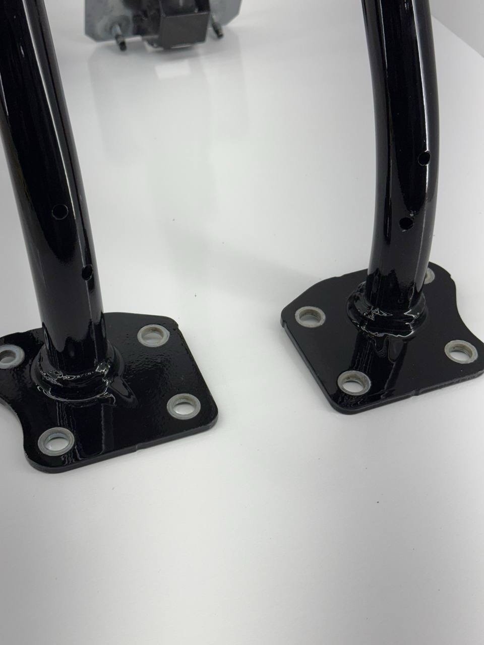 Set Of Two Rear Trunk Lid Hinge Support Fits 2014 Maserati Ghibli Sedan 3.0L 429