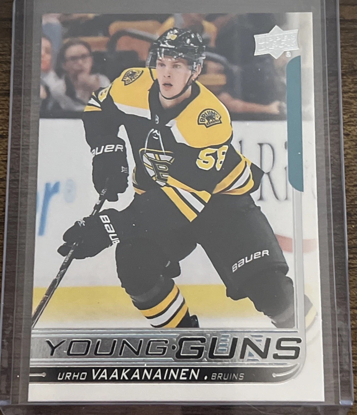 2018-19 Upper Deck Urho Vaakanainen Rookie Young Guns RC #468