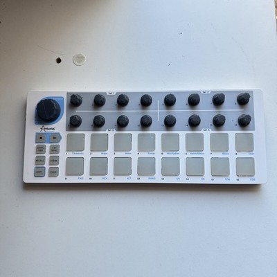 Arturia BeatStep White 16-Key Controller & Sequencer w/ USB Cable - Tested