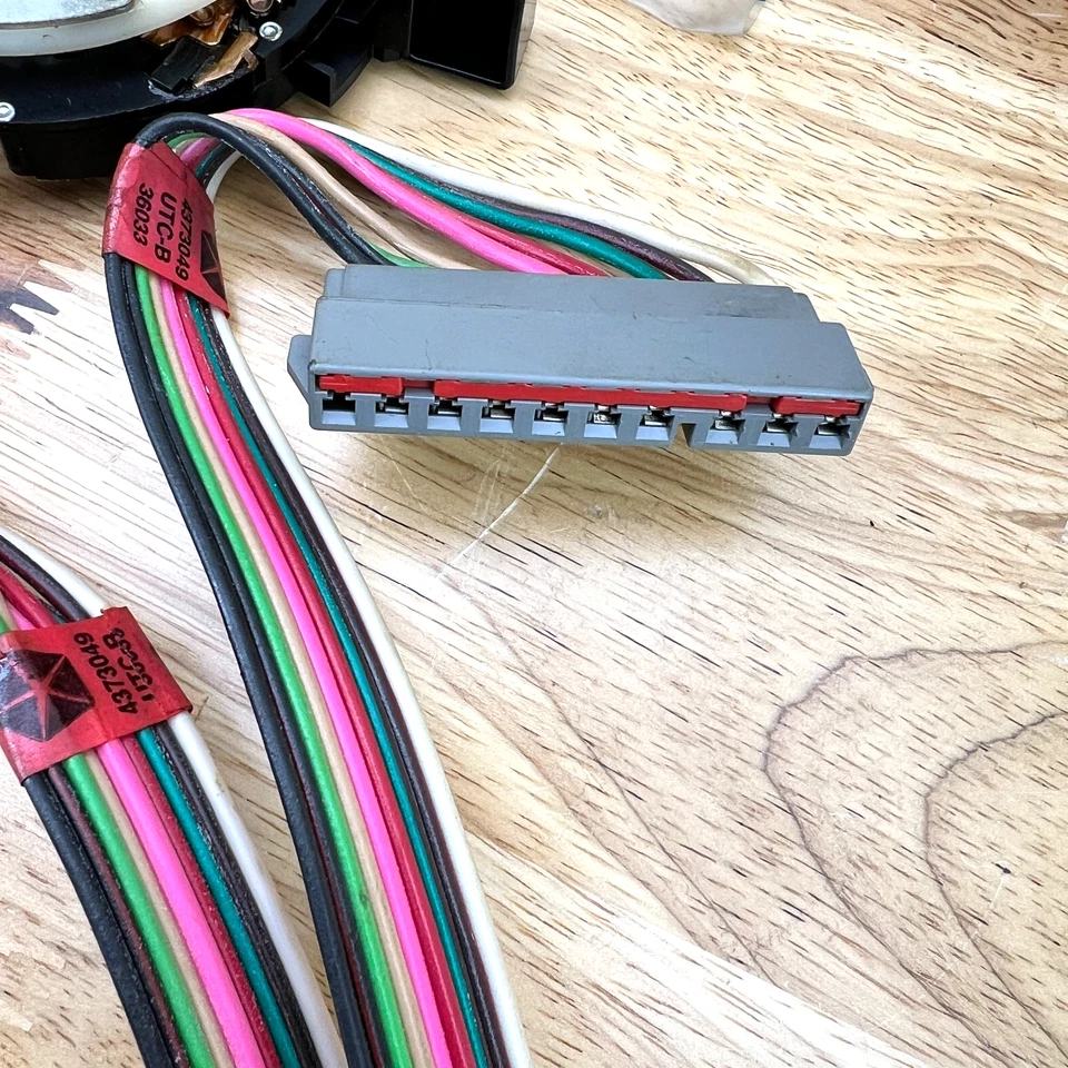 NOS Turn Signal Hazard Flasher Switch 1986-87 Dodge D150 D250 D350 Truck 4373049 - Image 4 of 4