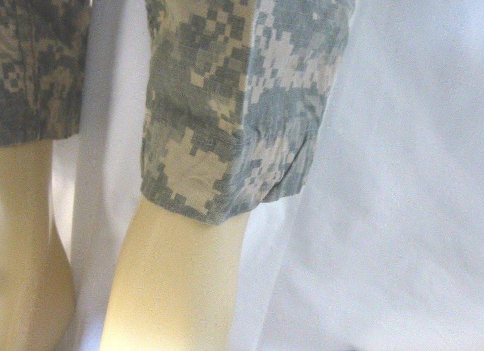 Propper International Inc. Army Combat Uniform ACU Trouser - Small Short - USED  - Image 3 of 4