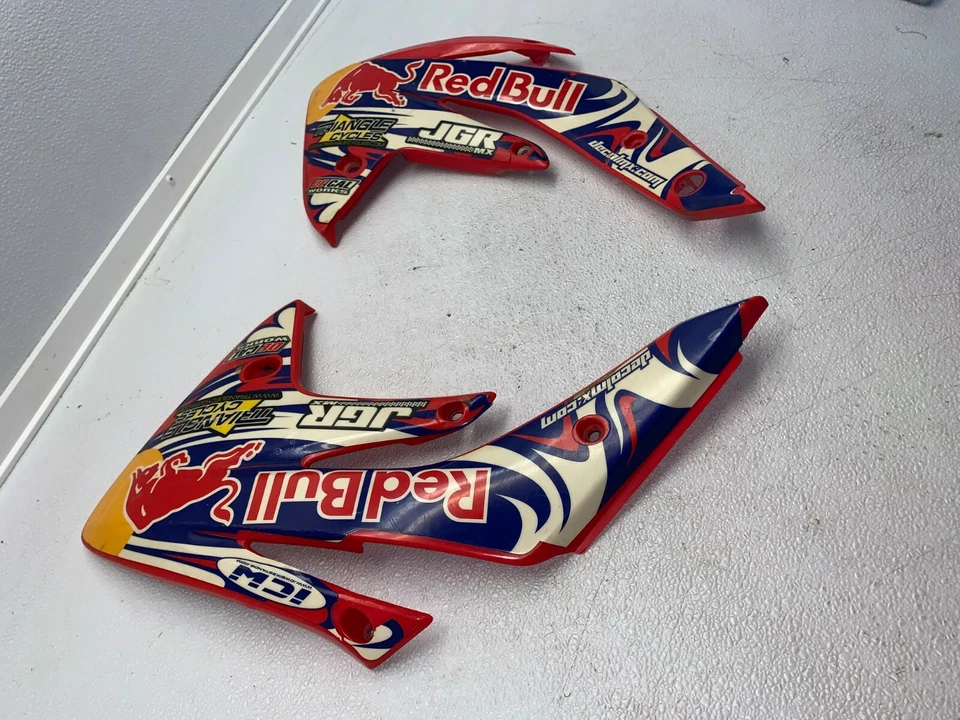 Cubierta de radiador Honda CR85R 2005. Foto 4 de 4