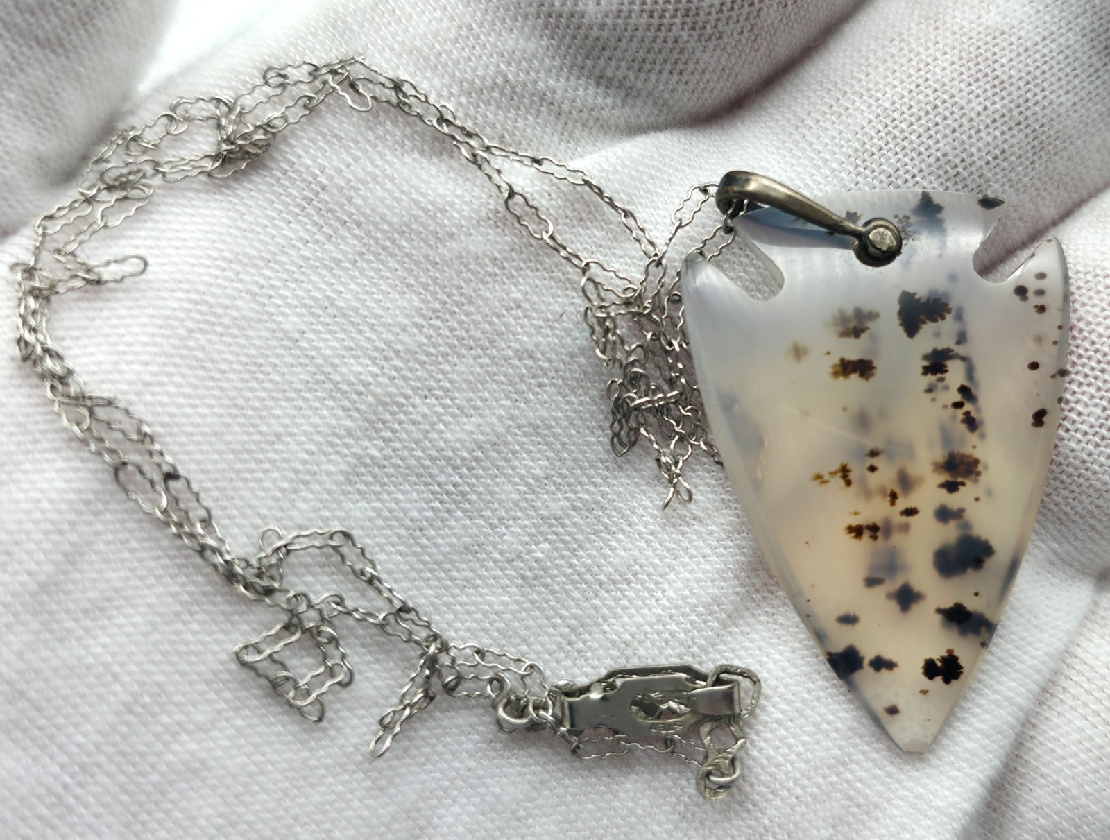 Arrowhead Shaped Pendant Translucent Agate w/ Den… - image 2