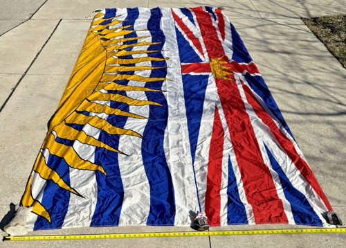 XL British Columbia Canada Rope & Toggle Flag Canadiana Brand 136" x 68'