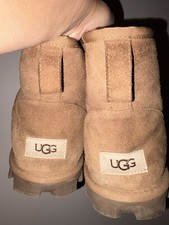 UGG Australia Classic Mini II Chestnut Suede Sheepskin Boots Women s Size 8