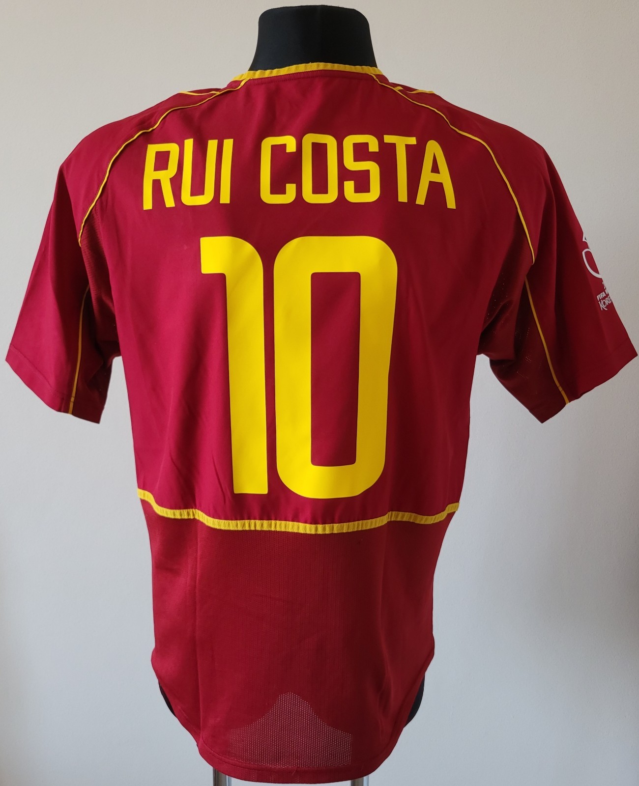 Portugal 2002 - 2004 Home football Nike shirt #10 Rui Costa size Medium Adult