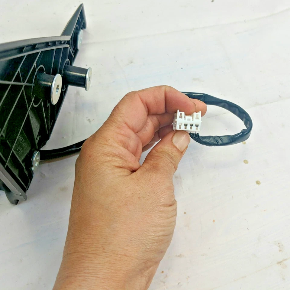 Pintura de espejo retrovisor eléctrico Dorman 955-789 para Subaru Impreza LH 2002-2003 a juego Nuevo de Lote Antiguo Foto 4 de 4