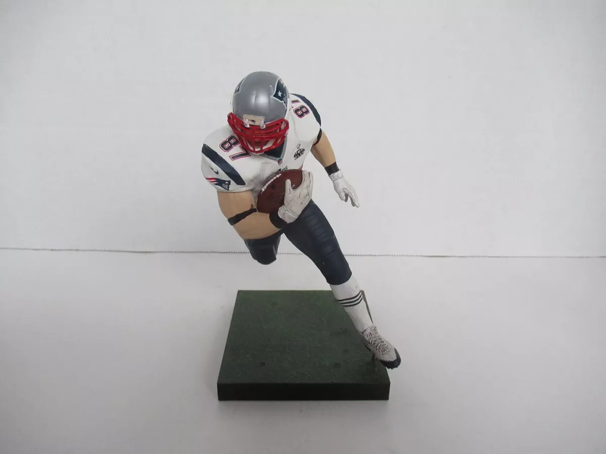 MCFARLANE NFL PATRIOTS SUPER BOWL XLIX ROB GRONKOWSKI LOOSE FIGURE