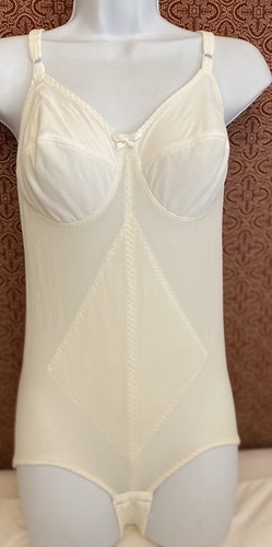 Vintage Montgomery Ward White Nylon One Piece Shaper Style  40C