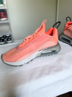 air max 2090 peach