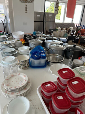 Kitchenware, many in sets