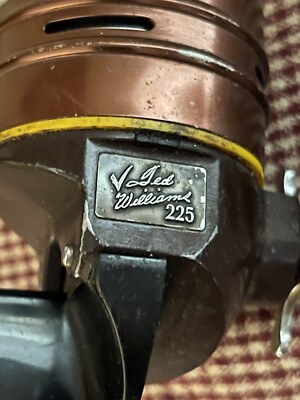 VTG Ted Williams Sears Roebuck 225 Spin Casting Fishing Reel