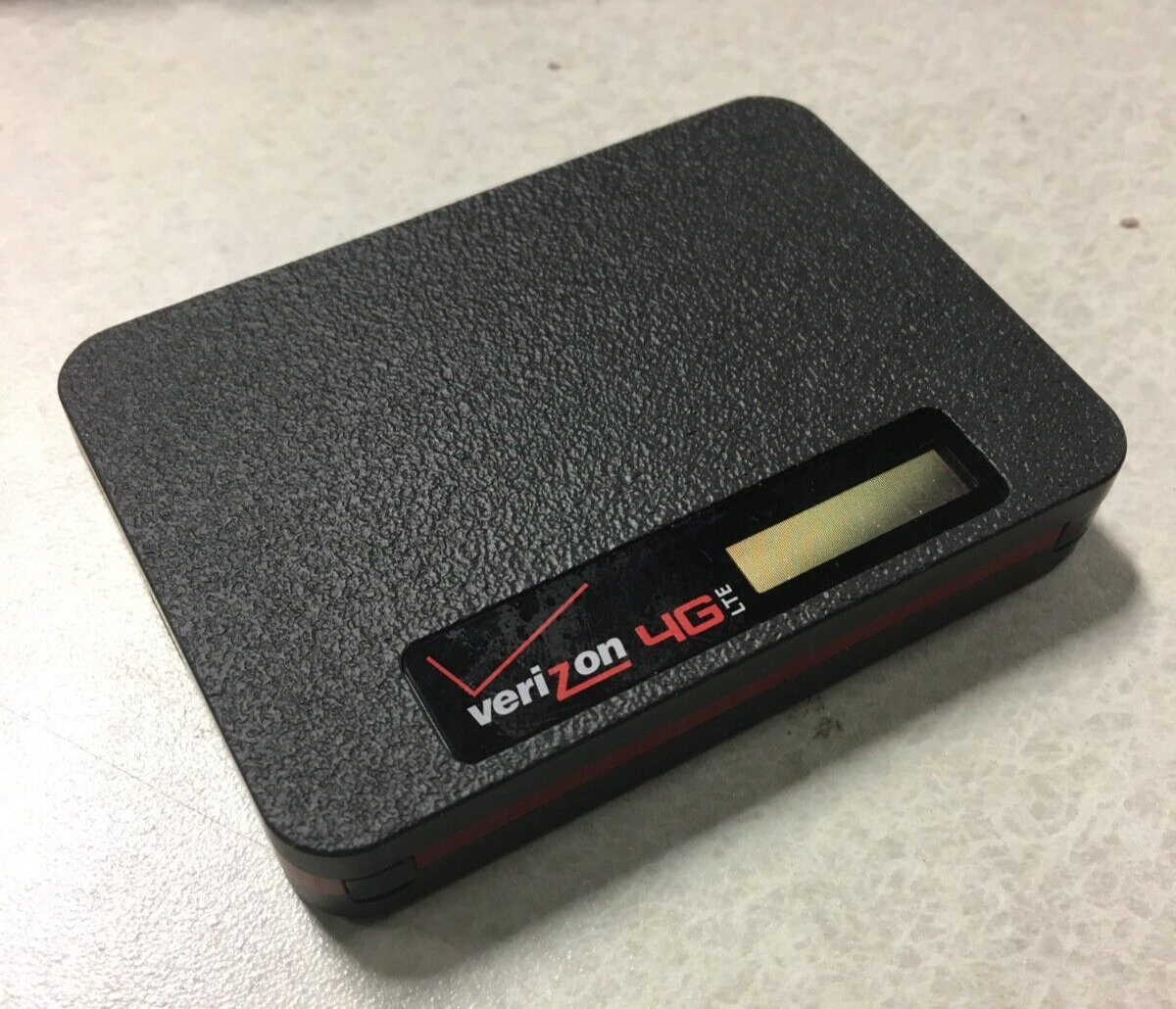 Verizon 4G LTE MHS700L Mobile Hotspot - Very Good Condition