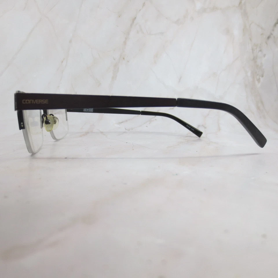 Marco de gafas Converse Q012 para hombre negro mate medio borde rectangular 55-18-145 Foto 3 de 4