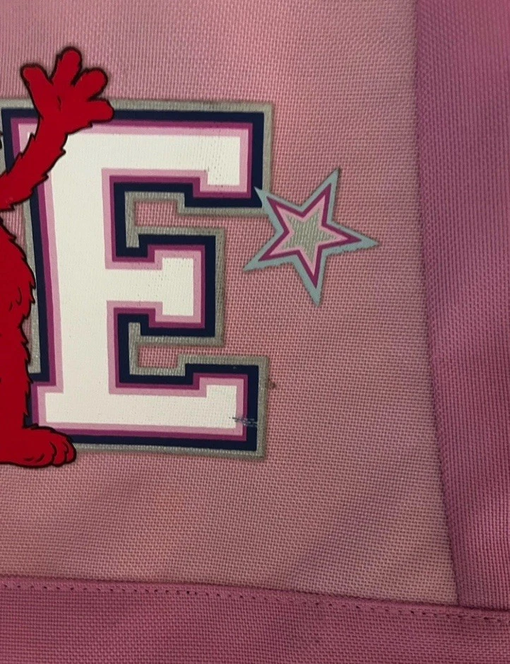 Rara Mochila Elmo Sesame Street Rosa Bolsa Livro Trazida a Você pela Letra “E” - Imagem 2 de 4