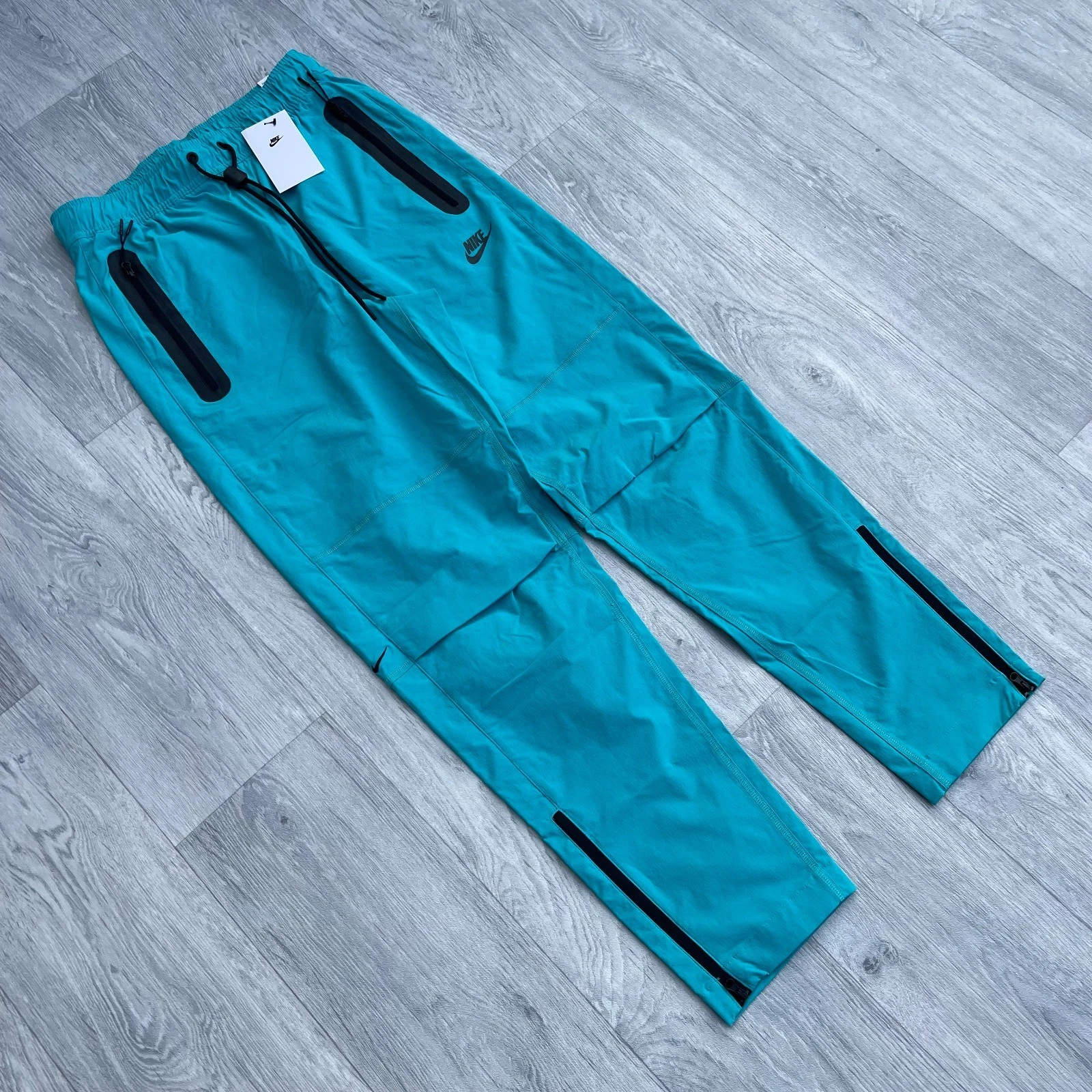 Nike Tech Woven Cargo Tapered Track Pants Bottoms Open Hem Cactus [S] HM8241-345