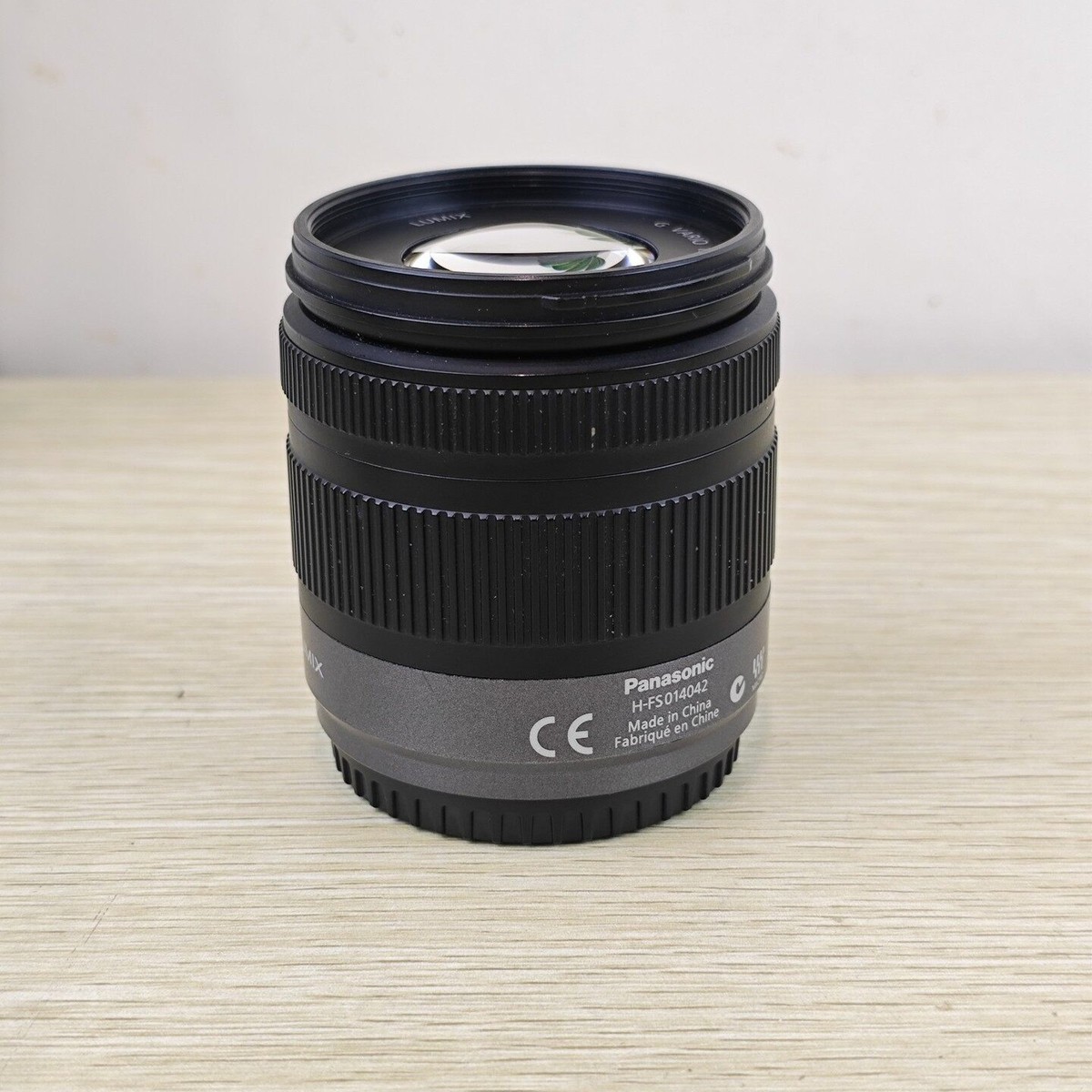 Panasonic LUMIX G Vario 14-42mm / F3.5-5.6 II ASPH. / MEGA O.I.S.