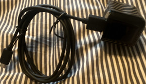 Belkin Micro-USB Wall Charger 1-Port 5V with 3 ft Cable Black Universal