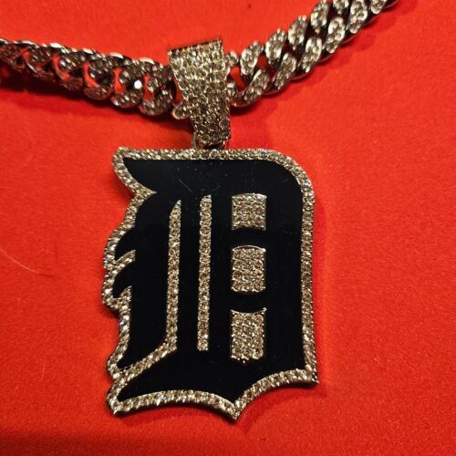DETROIT TIGERS NECKLACE Silver Bling Baseball Pendant /24" Cuban Chain - Picture 4 of 5