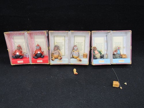6 Vintage The Roosevelt Bears Mini Jointed Figures in 3 Trunks Cases 1990's (4)