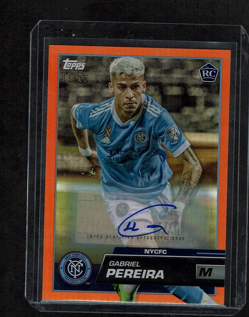 2023 Topps MLS Gabriel Pereira RC Autograph Orange Foil 3/25 NYCFC NEAR MINT
