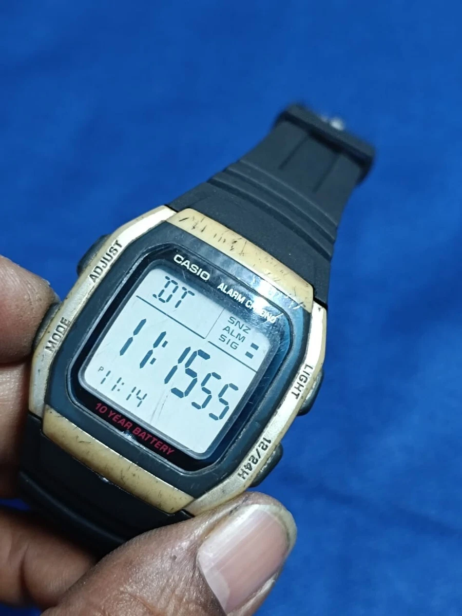 Casio Illuminator 3239 W 96H Digital Men s Watch is working eBay