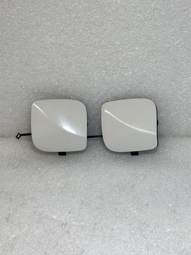 BMW F20 F21 LCI KLAPPE ABSCHLEPPÖSE STOßSTANGE VORNE WEISS 7371725