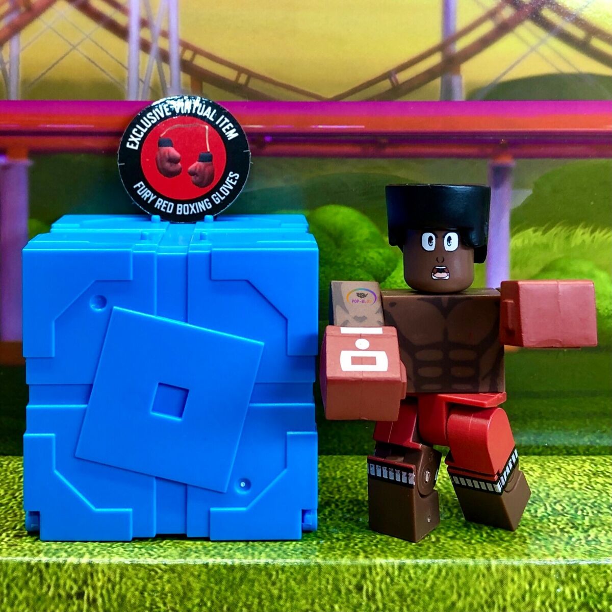 Roblox Series 9 BOXING MANIA RED BOXER Kids Toy NEW+Fury Gloves Online Game  Code | eBay