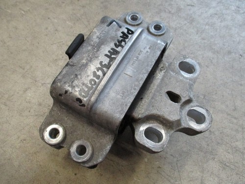 Getriebehalter links VW Passat 3C Motorlager Halter Lager Getriebe 3C0199262R
