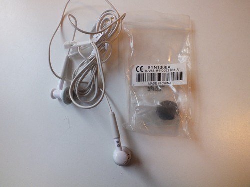 Genuine Motorola SYN1308A - 2.5mm Headphones - White - New - Fast P&P - Picture 1 of 1