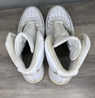 Foto 6 di 9