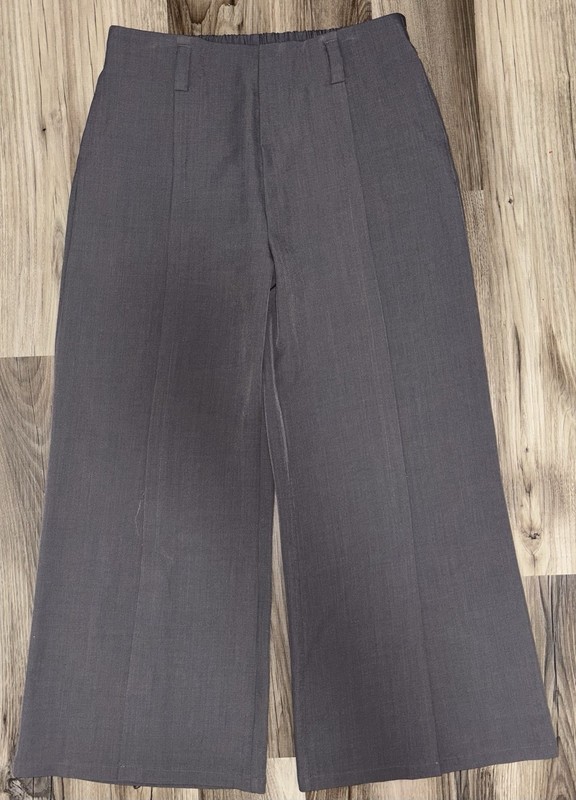 Woman’s Gray Wide Leg Front Leg Bottom Split Career Pants Size XXL Pockets NICE!