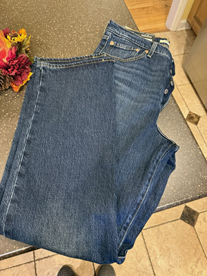 Levi's Ribcage Straight High Rise Dark Wash Blue Denim Jeans Women's Size 31