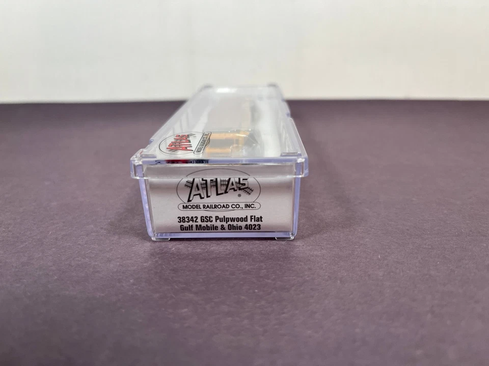 Atlas N Scale Train 38342 GSC Pulpwood Flat GULF MOBILE & OHIO GM&O 4023 - Image 3 of 4
