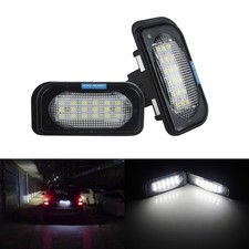 2x LED Kennzeichen Beleuchtung Lampe Für Mercedes C-Klasse W203 4-tür Limo 00-07