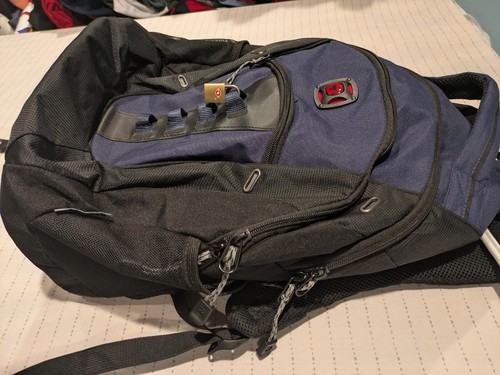 Swiss Gear Wenger Granite 16 " Laptop Backpack w/Tablet Pocket - Blue/Black - Picture 4 of 13