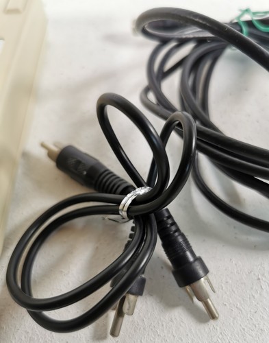 Commodore Amiga A520 Modulatore RF con fili - Non testato - Foto 7 di 9