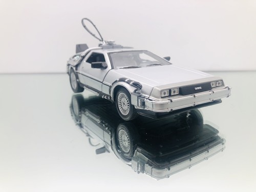 VINTAGE WELLY 1980'S BACK TO THE FUTURE DELOREAN 1 LNIB 1:43 ORIG. BOX #2443 - Picture 3 of 15