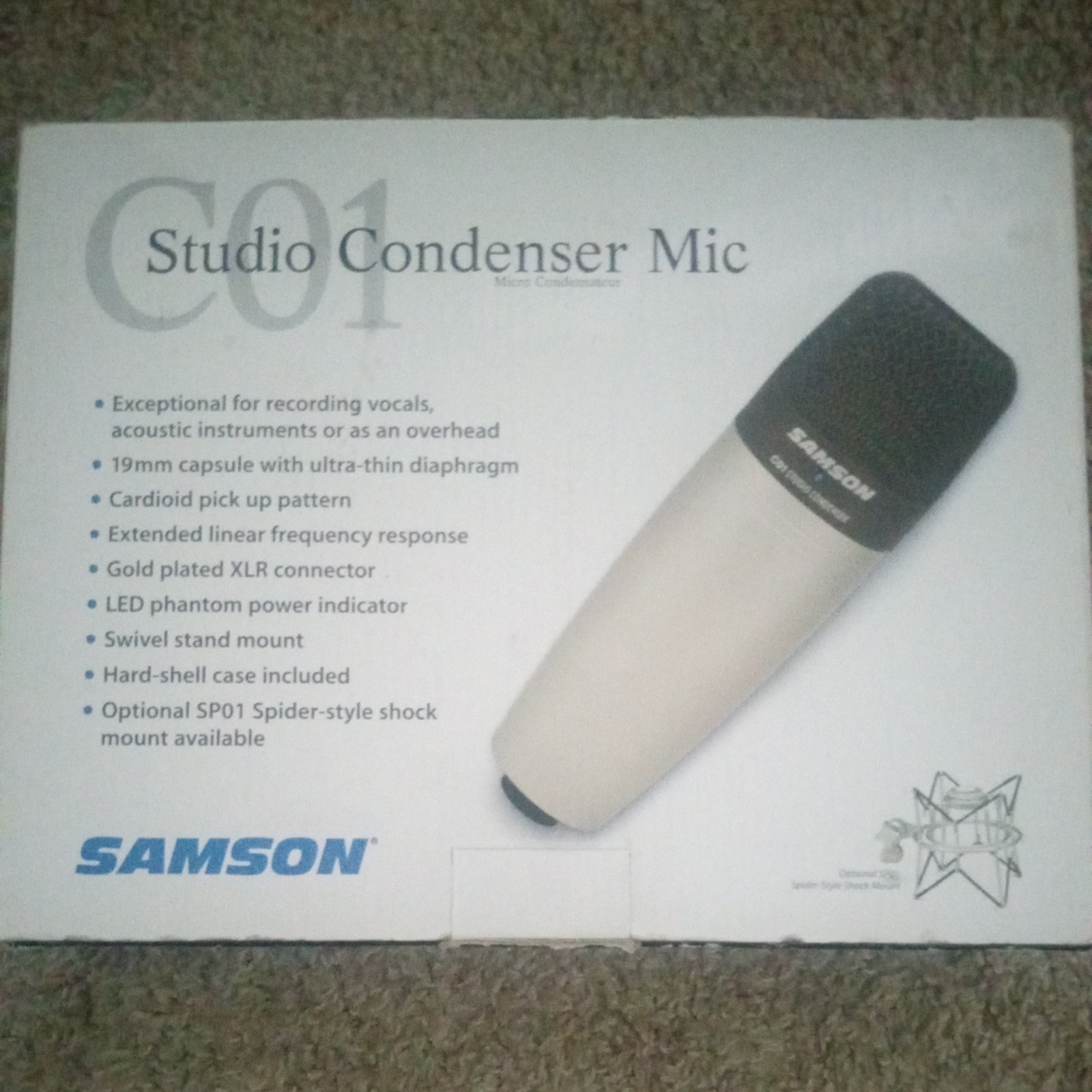 Samson C01 Studio Condenser Mic with Large Diaphragm and Case Silver-image